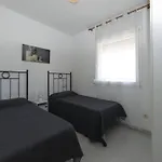 Apartment In Roses With Terrace